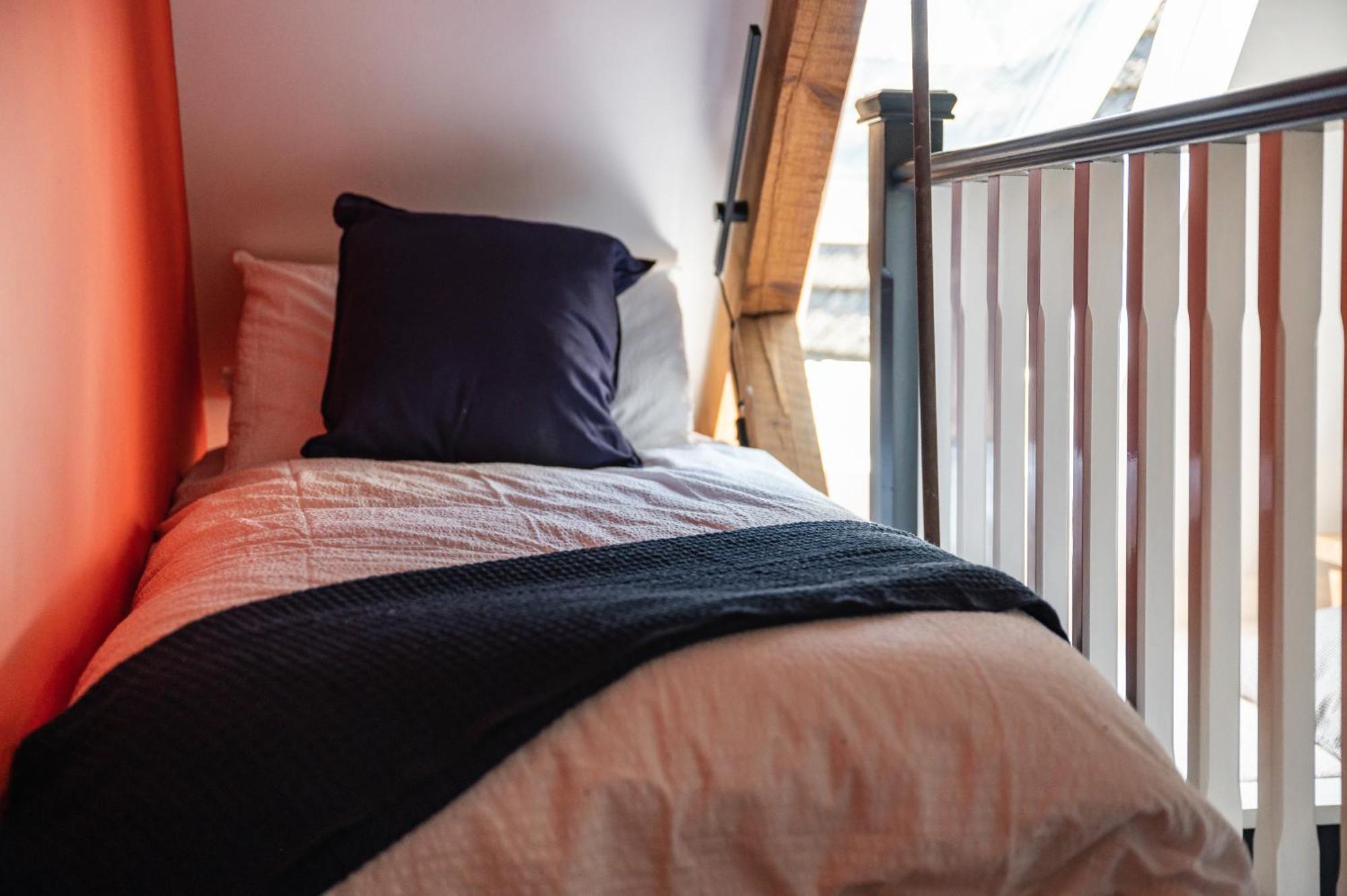 Stylish Central 6 Bedroom Converted Granary สแตมฟอร์ด ภายนอก รูปภาพ