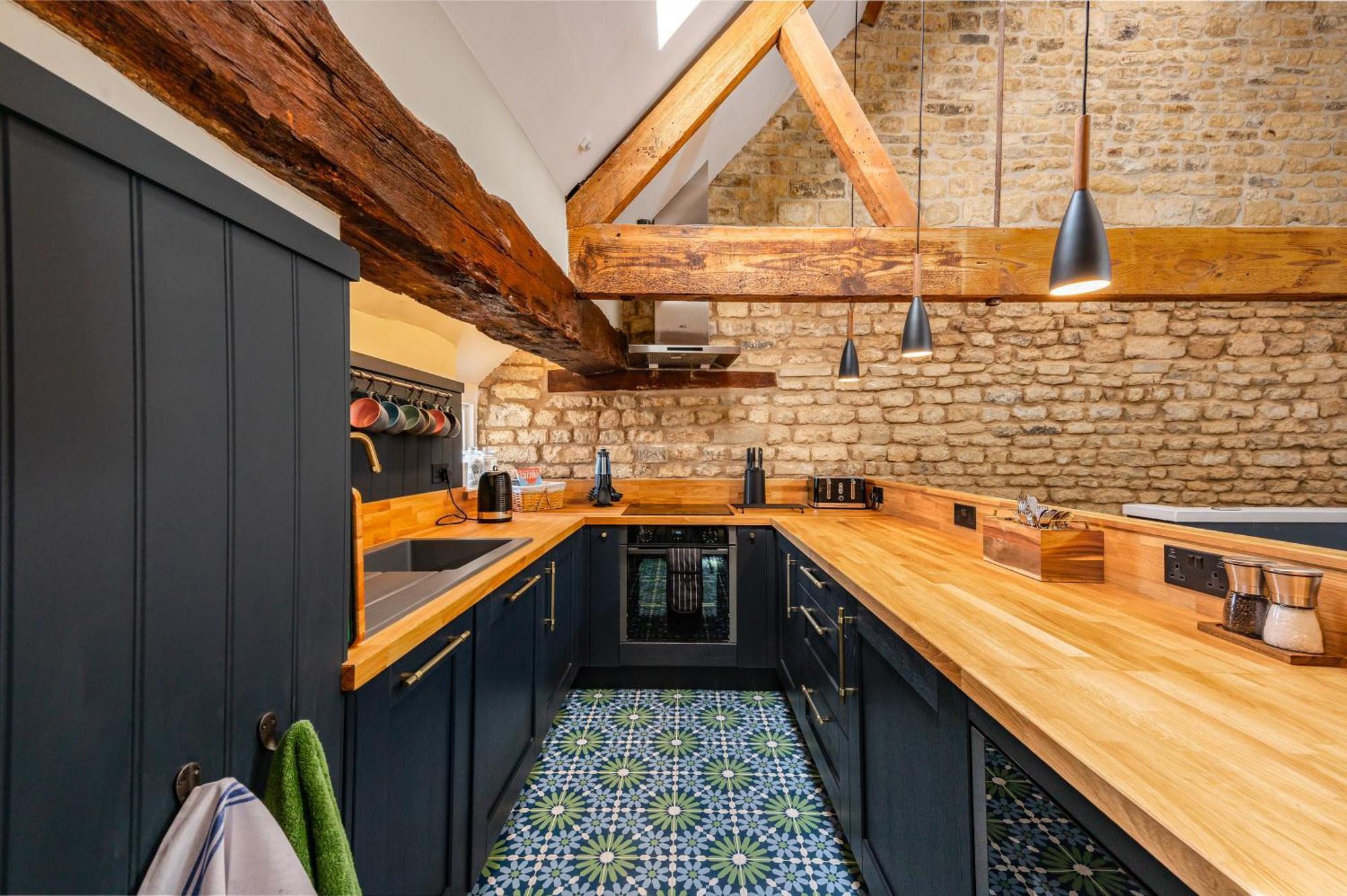 Stylish Central 6 Bedroom Converted Granary สแตมฟอร์ด ภายนอก รูปภาพ