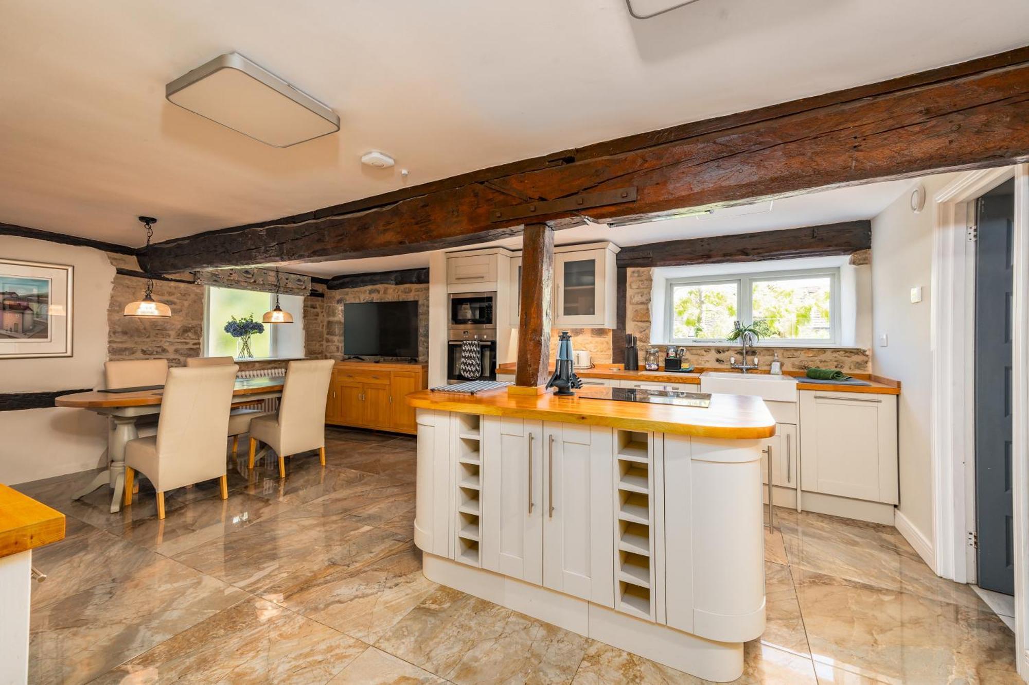 Stylish Central 6 Bedroom Converted Granary สแตมฟอร์ด ภายนอก รูปภาพ