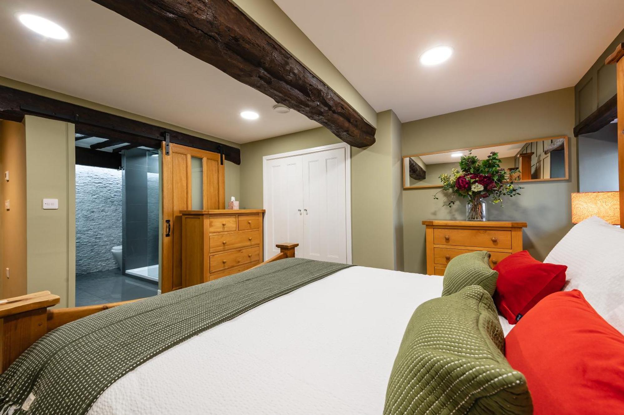 Stylish Central 6 Bedroom Converted Granary สแตมฟอร์ด ภายนอก รูปภาพ
