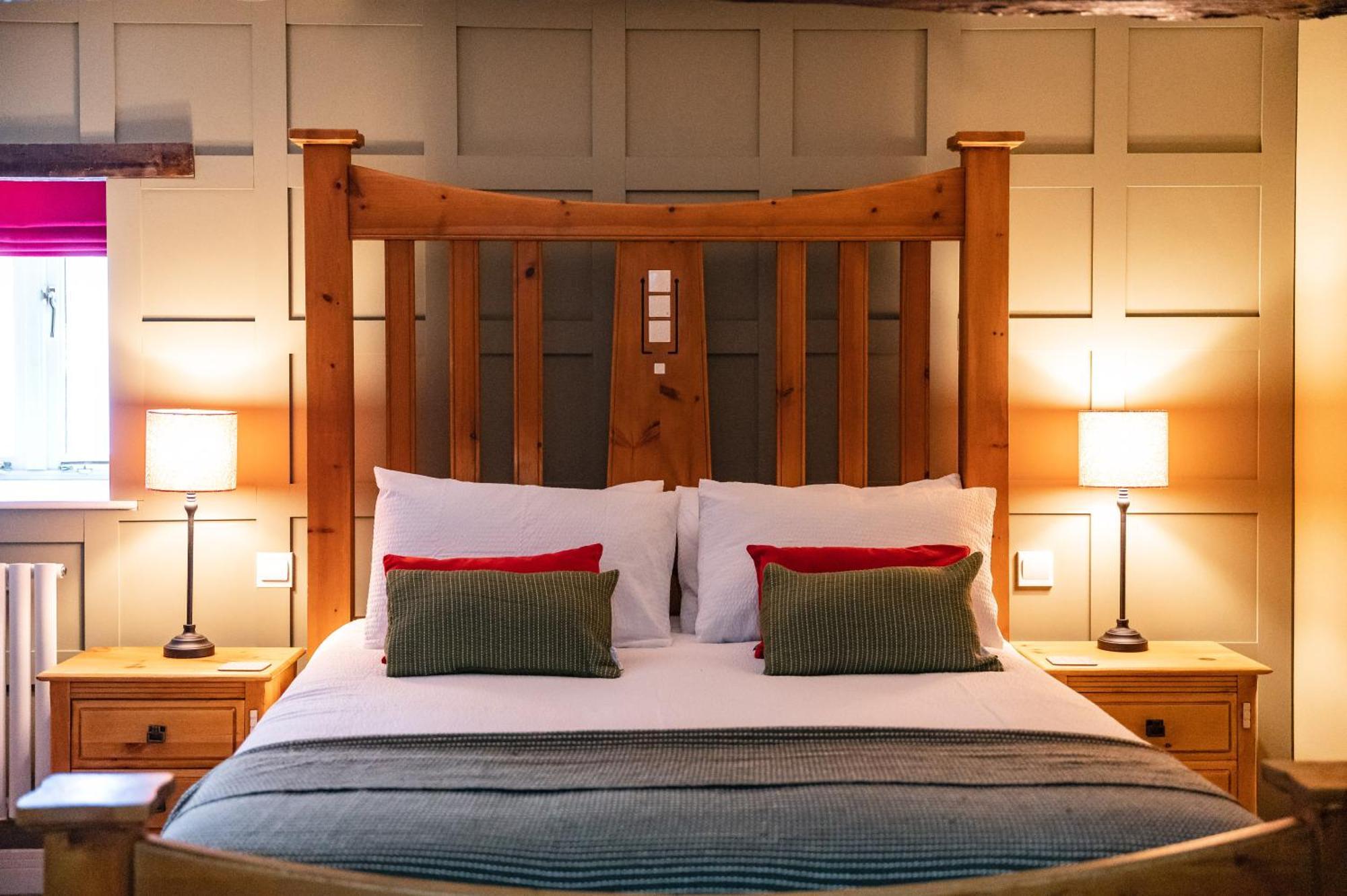 Stylish Central 6 Bedroom Converted Granary สแตมฟอร์ด ภายนอก รูปภาพ